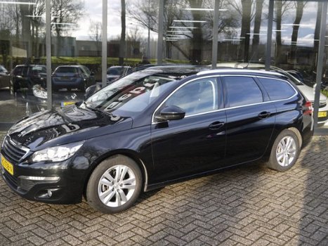 Peugeot 308 SW - 1.6HDI Executive*Panorama*Navi*EXPORT/EX.BPM - 1