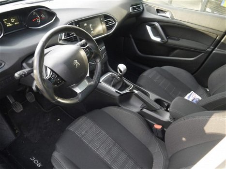 Peugeot 308 SW - 1.6HDI Executive*Panorama*Navi*EXPORT/EX.BPM - 1