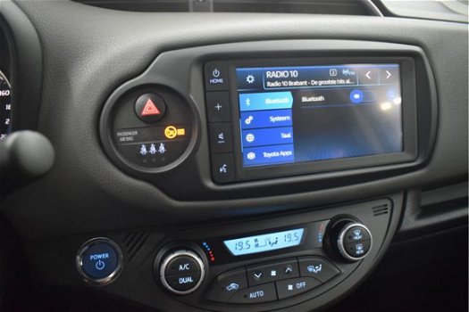 Toyota Yaris - 1.5 Hybrid Dynamic | Apple CarPlay | Climate control | Cruise control | - 1
