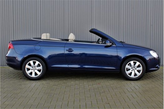 Volkswagen Eos - 2.0 TDI 173000KM LEER PANO ZEER MOOI - 1