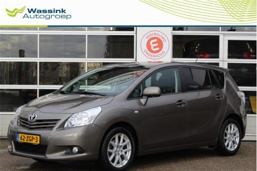 Toyota Verso - 1.8 | Business Titanium | NAVI | PANODAK | TREKHAAK - 1