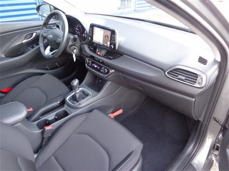 Hyundai i30 - 1.0 T-GDi 120 PK COMFORT | NAV | CAMERA | ECC | APPLE CARPLAY | LM-VELGEN - 1