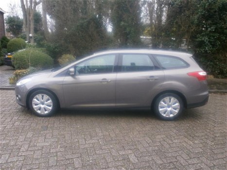 Ford Focus Wagon - 1.6 TDCI Trend - 1