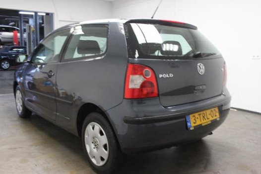 Volkswagen Polo - 1.2-12V Trendline NIEUWE APK - 1