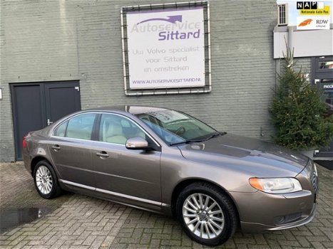 Volvo S80 - 2.5 T Summum - 1