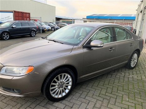 Volvo S80 - 2.5 T Summum - 1