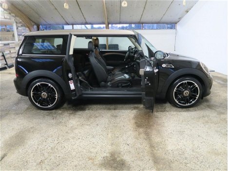 Mini Mini Clubman - 1.6 Cooper Bondstreet Bluetooth Stoelverwarming Automatische airco Navigatie - 1