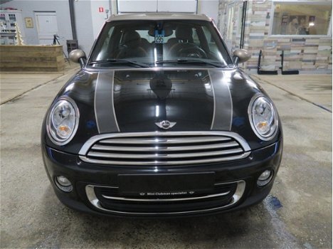 Mini Mini Clubman - 1.6 Cooper Bondstreet Trekhaak Bluetooth Panoramadak Stoelverwarming Volleer int - 1