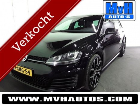 Volkswagen Golf - 2.0 TDI GTD - 1