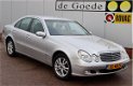 Mercedes-Benz E-klasse - 200 K. Elegance org. NL-auto automaat navigatie - 1 - Thumbnail