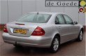 Mercedes-Benz E-klasse - 200 K. Elegance org. NL-auto automaat navigatie - 1 - Thumbnail