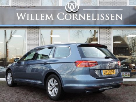 Volkswagen Passat Variant - 1.6 TDI Highline Business Edition Navi Camera LED koplamen Climate Contr - 1