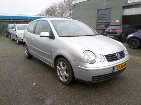 Volkswagen Polo - 1.4-16V Highline LEES ALLES BEL 06-48872793 - 1