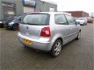 Volkswagen Polo - 1.4-16V Highline LEES ALLES BEL 06-48872793 - 1 - Thumbnail