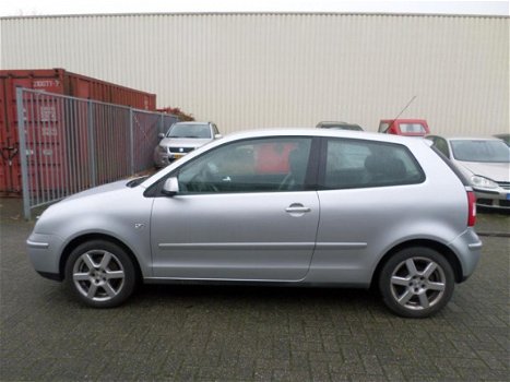 Volkswagen Polo - 1.4-16V Highline LEES ALLES BEL 06-48872793 - 1