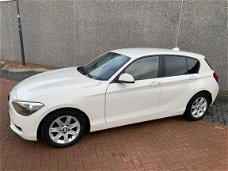 BMW 1-serie - 116i Business+ | 6 MND GARANTIE | APK T/M 12-1-2021 | AFLEVERBEURT | AIRCO | NIEUWSTAA