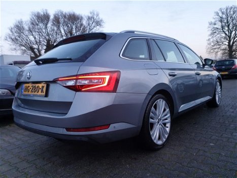 Skoda Superb Combi - 1.6 TDI Style Business *MODEL2016+XENON+NAVI+PDC+ECC+CRUISE - 1