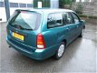 Ford Focus Wagon - 1.6-16V Ambiente Airco, Parrot, Stuurbekrachtiging - 1 - Thumbnail