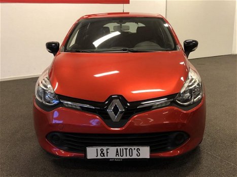 Renault Clio - 1.2 16V 5-DRS, NAVIGATIE, AIRCO, CRUISE, APK 11-2020 - 1