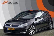 Volkswagen Golf - 1.4 TSI GTE 204 PK FULL OPTIONS Panoramadak Adaptive Lane Assist Camera EX BTW