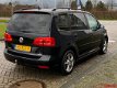 Volkswagen Touran - 1.6 TDI Highline - 1 - Thumbnail