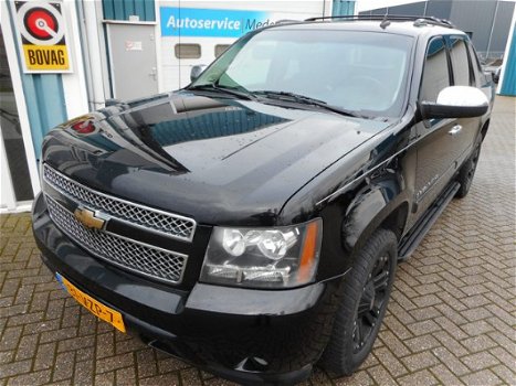 Chevrolet Avalanche - USA 5.3 V8 4WD / Cruise / Airco / Navi / Schuifkanteldak / Trekhaak - 1