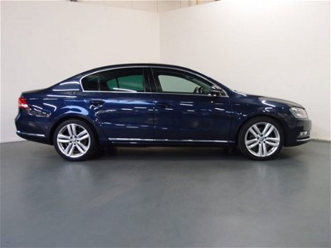 Volkswagen Passat - 1.4 TSI High Exe Line BMT DSG CLIMA NAVI PDC NIEUWE KETTING - 1