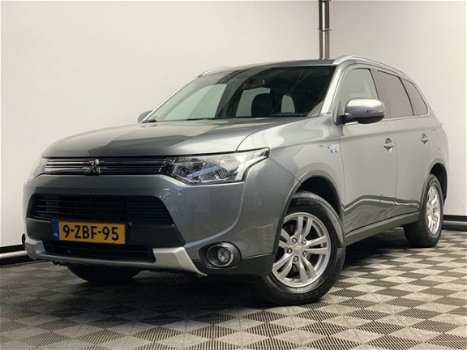 Mitsubishi Outlander - 2.0 PHEV Business Edition X-Line 1e Eigenaar - 1