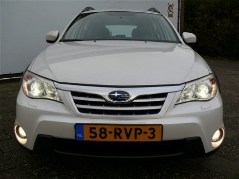 Subaru Impreza - 2.0R Sport 150 pk AWD Stoelverwarming. Sportstoelen, Airco, Elek Spiegels, Mistlamp - 1