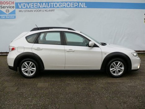 Subaru Impreza - 2.0R Sport 150 pk AWD Stoelverwarming. Sportstoelen, Airco, Elek Spiegels, Mistlamp - 1