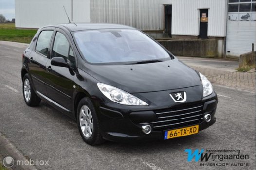 Peugeot 307 - 1.6-16V Premium*Keurige auto*Cruise*Trekhaak*Airco - 1