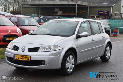 Renault Mégane - 1.6-16V Business Line*Airco *Trekhaak *Clima - 1