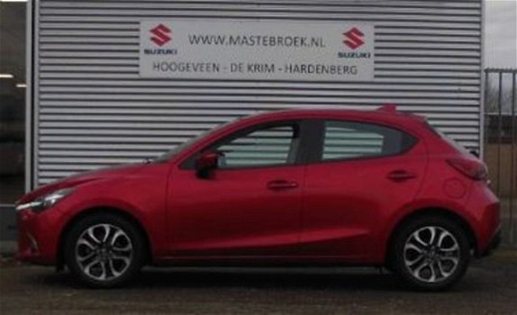 Mazda 2 - 2 1.5 Skyactiv-G Dynamic+ Staat in Hoogeveen - 1