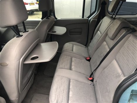 Renault Kangoo Family - 1.6-16V Privilège Automaat Airco/Stoelverwarming/Dub schuifdeur - 1