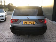 BMW X3 - 2.5i Executive X-drive SUV