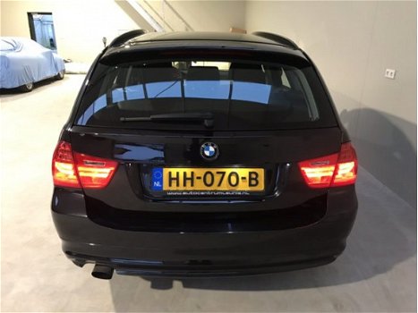 BMW 3-serie Touring - 318i Executive - 1