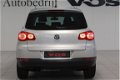 Volkswagen Tiguan - 1.4 TSI Sport&Style | Navi | Cruise | Telefoon | Parkassist - 1 - Thumbnail