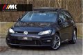 Volkswagen Golf - 1.4 TSI R-Line Pano Dodehoek Navi Xenon DSG7 - 1 - Thumbnail