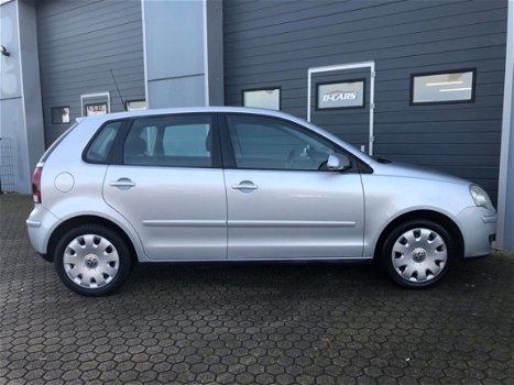 Volkswagen Polo - 1.2-12V Sportline 5 deurs Airco Climate Control - 1