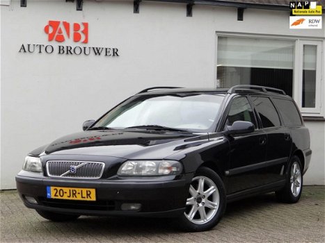 Volvo V70 - 2.4 D5 Comfortline | 163pk - 1