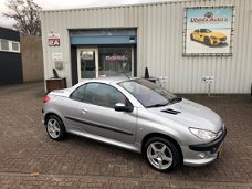 Peugeot 206 CC - 2.0-16V NL AUTO KM 112341 NIEUWSTAAT 1995E