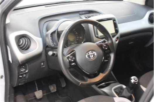 Toyota Aygo - 1.0 VVT-i 69pk 5D X-PLAY - 1