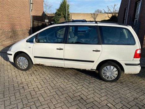 Ford Galaxy - 1.9 TDI Trend 7 persoons airco 1299 euro - 1