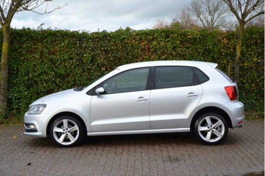 Volkswagen Polo - 1.4 TDI Highline DSG 90 PK PDC AppleCarplay 1e eigenaar - 1