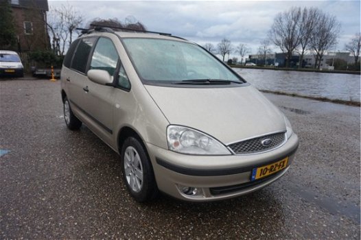 Ford Galaxy - 1.9 TDI Futura , NIEUWSTAAT , CLIMA, CRUISE CONTROLE, NAVI, 5 PERSOONS ( kan naar 7 ), - 1