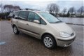 Ford Galaxy - 1.9 TDI Futura , NIEUWSTAAT , CLIMA, CRUISE CONTROLE, NAVI, 5 PERSOONS ( kan naar 7 ), - 1 - Thumbnail