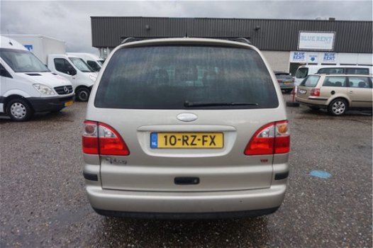 Ford Galaxy - 1.9 TDI Futura , NIEUWSTAAT , CLIMA, CRUISE CONTROLE, NAVI, 5 PERSOONS ( kan naar 7 ), - 1