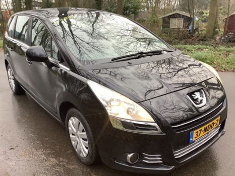 Peugeot 5008 - 1.6 HDiF |AUT|NAVI|GLAZEN PANORAMADAK| - 1