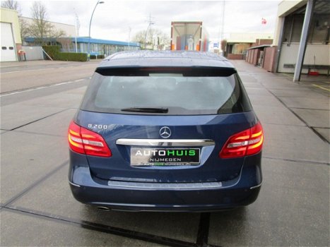 Mercedes-Benz B-klasse - 200 Ambition LEDER XENON DISTRONIC CRUISE CONRTOL - 1