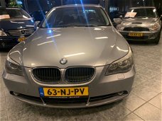 BMW 5-serie - 525i Executive Automaat LEDER / NAP/ NAVI/ AIRCO